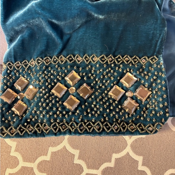 Vintage Inspired Teal with Gold Embroidery Bag & Matching Velvet Beaded Scarf. - Picture 3 of 8
